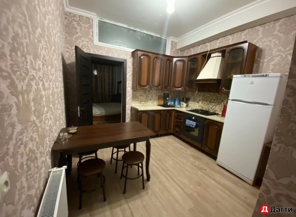 Квартира, 4 комнаты, 92 м², Собственник