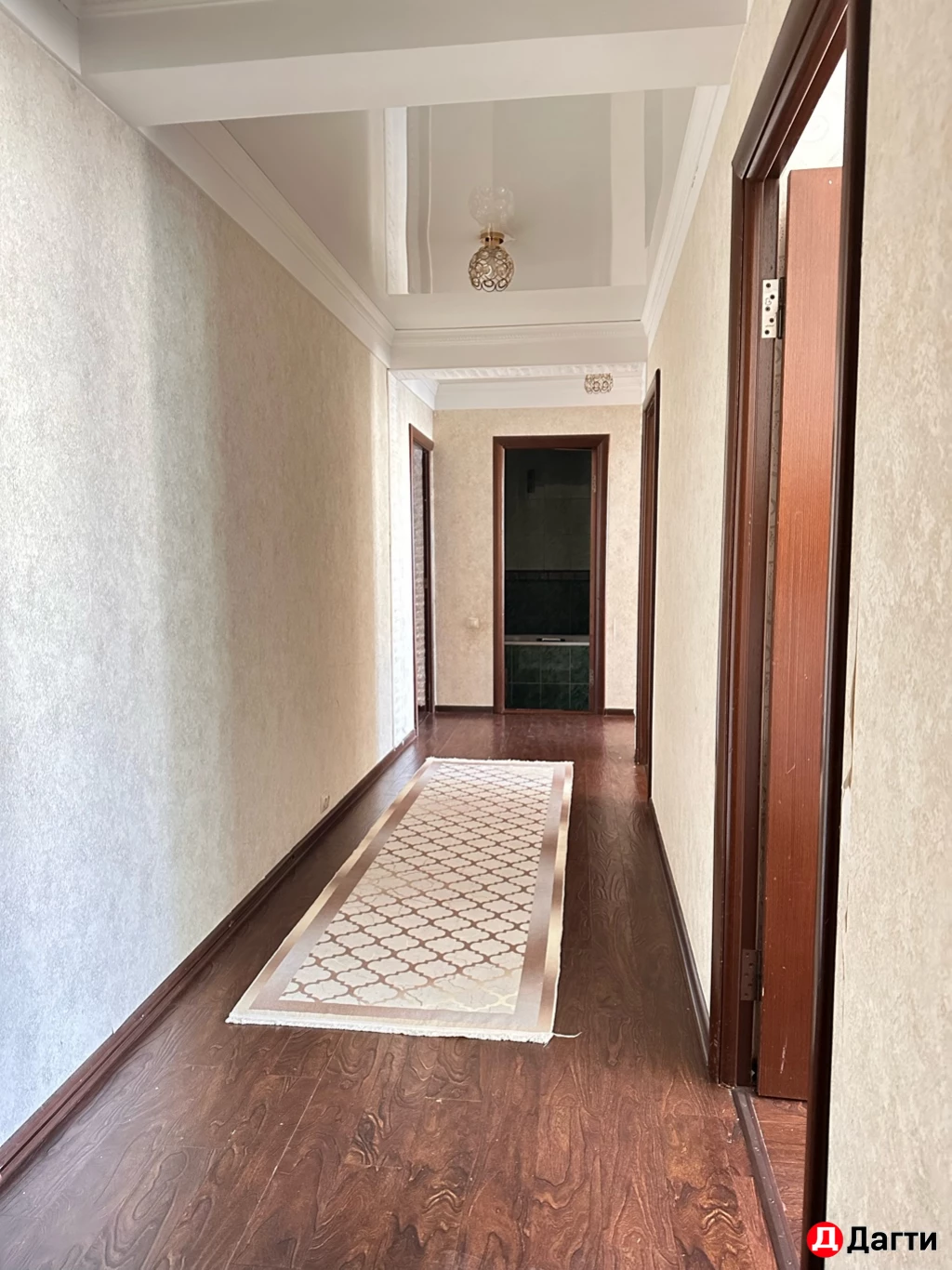 Квартира, 3 комнаты, 95 м²