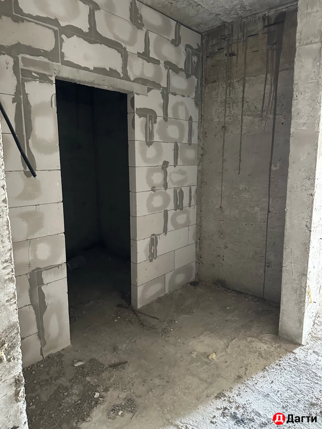 Квартира, 2 комнаты, 77 м², Собственник