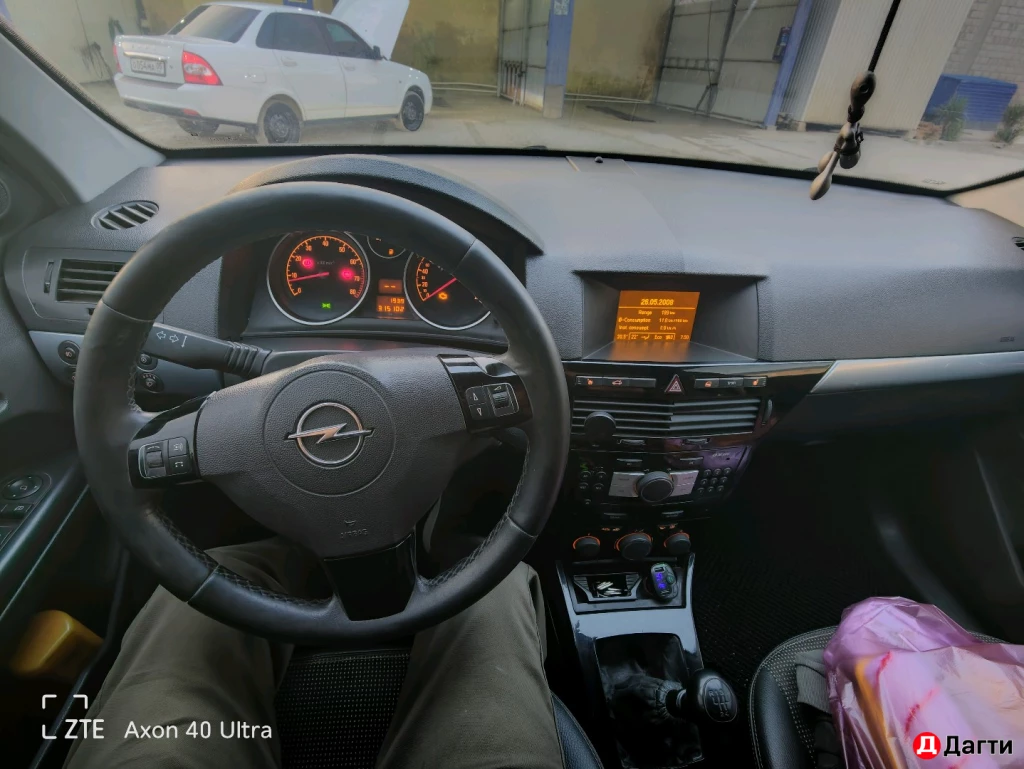 Opel Astra, 2008 года