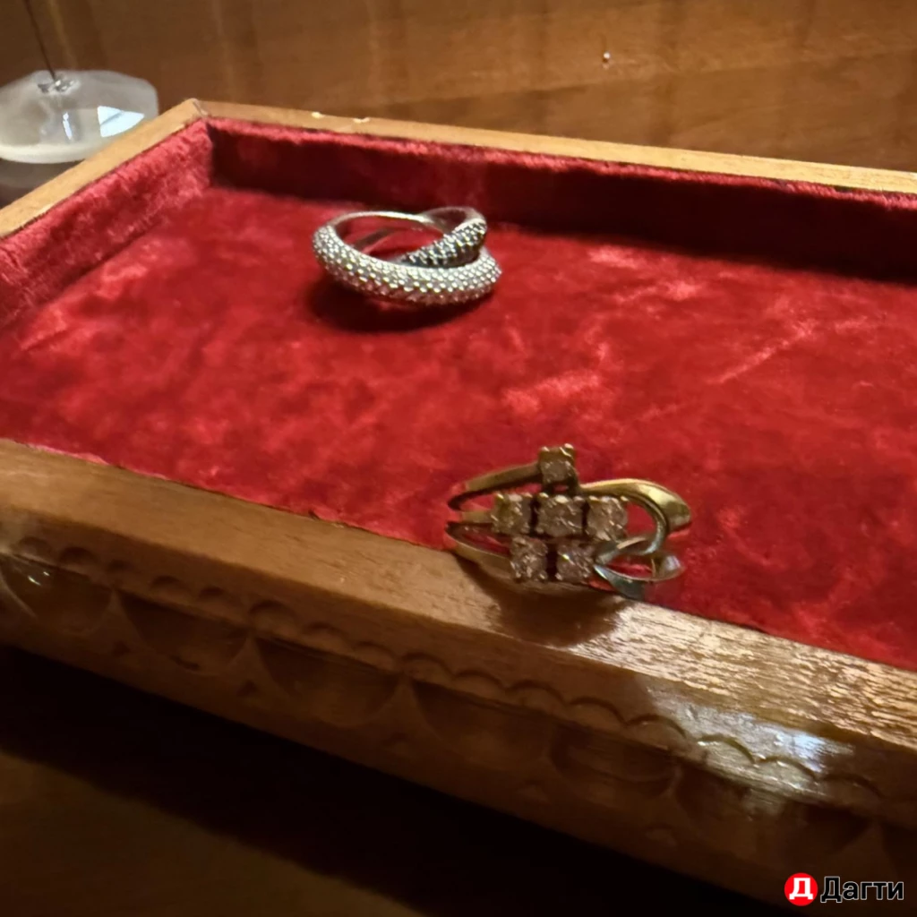 Кольцо с бриллиантами