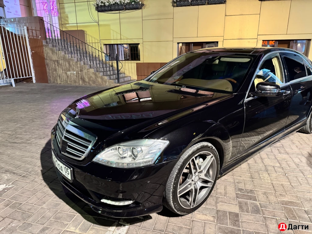 Mercedes-Benz S-Класс, 2010 года