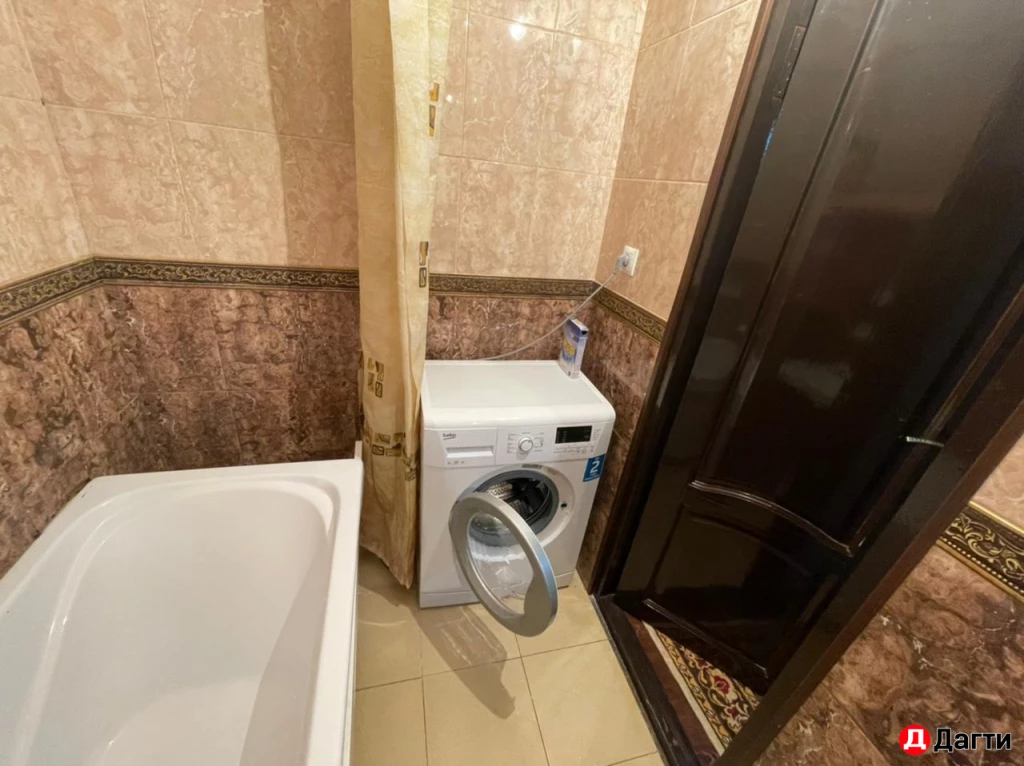 Квартира, 2 комнаты, 65 м², Собственник