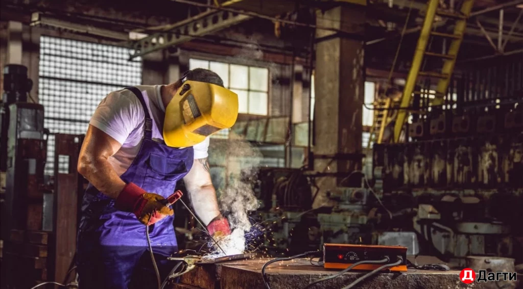 Строители и строительная бригада