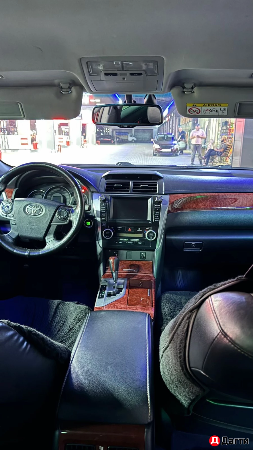 Toyota Camry, 2013 года