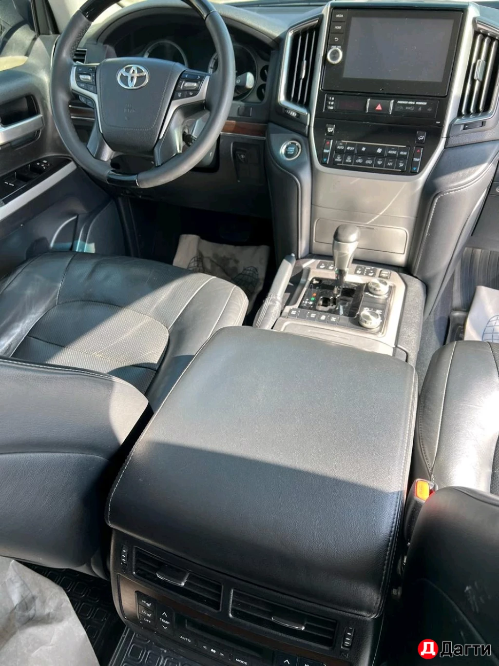 Toyota Land Cruiser, 2017 года