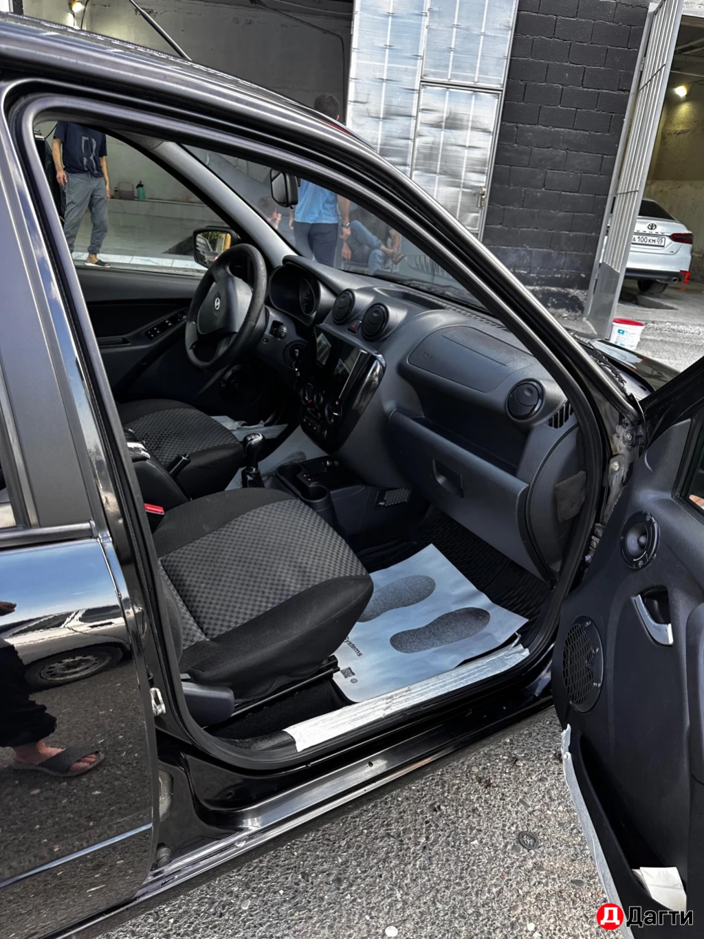 LADA (ВАЗ) Granta, 2013 года