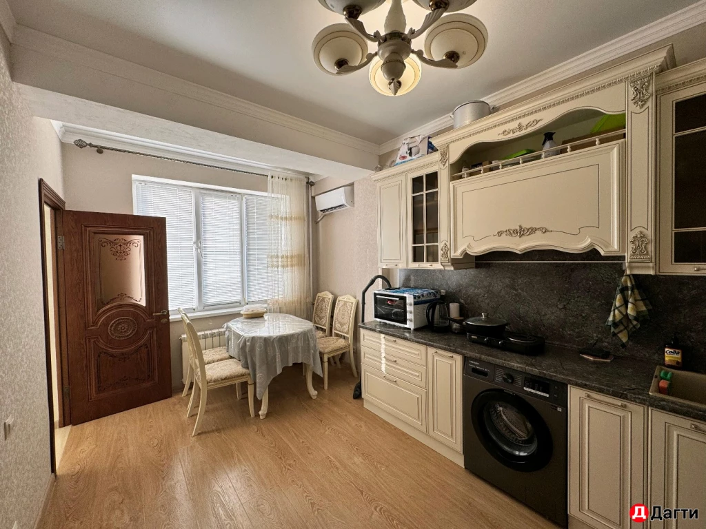 Квартира, 2 комнаты, 40 м², Агент