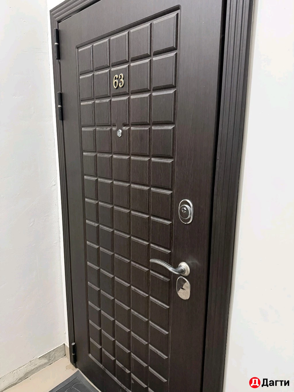 Входная дверь