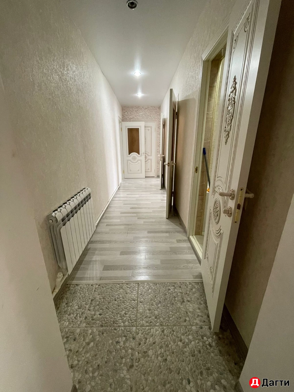 Квартира, 2 комнаты, 75 м²