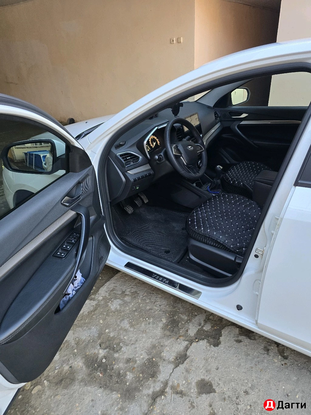 LADA (ВАЗ) Vesta, 2023 года