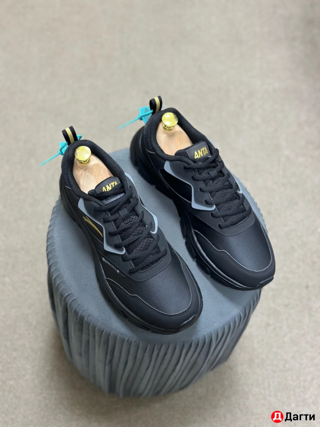 Кроссовки Anta