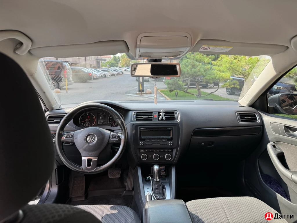 Volkswagen Jetta, 2013 года