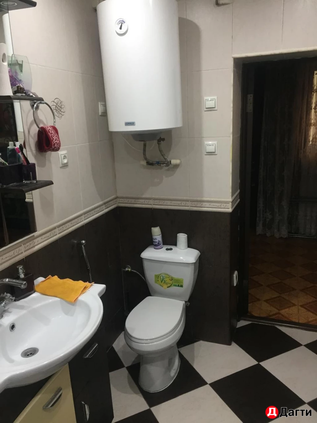 Квартира, 3 комнаты, 120 м²