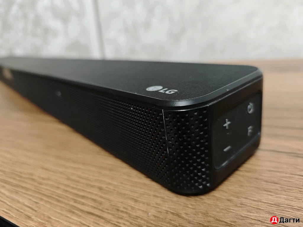 Саундбар LG