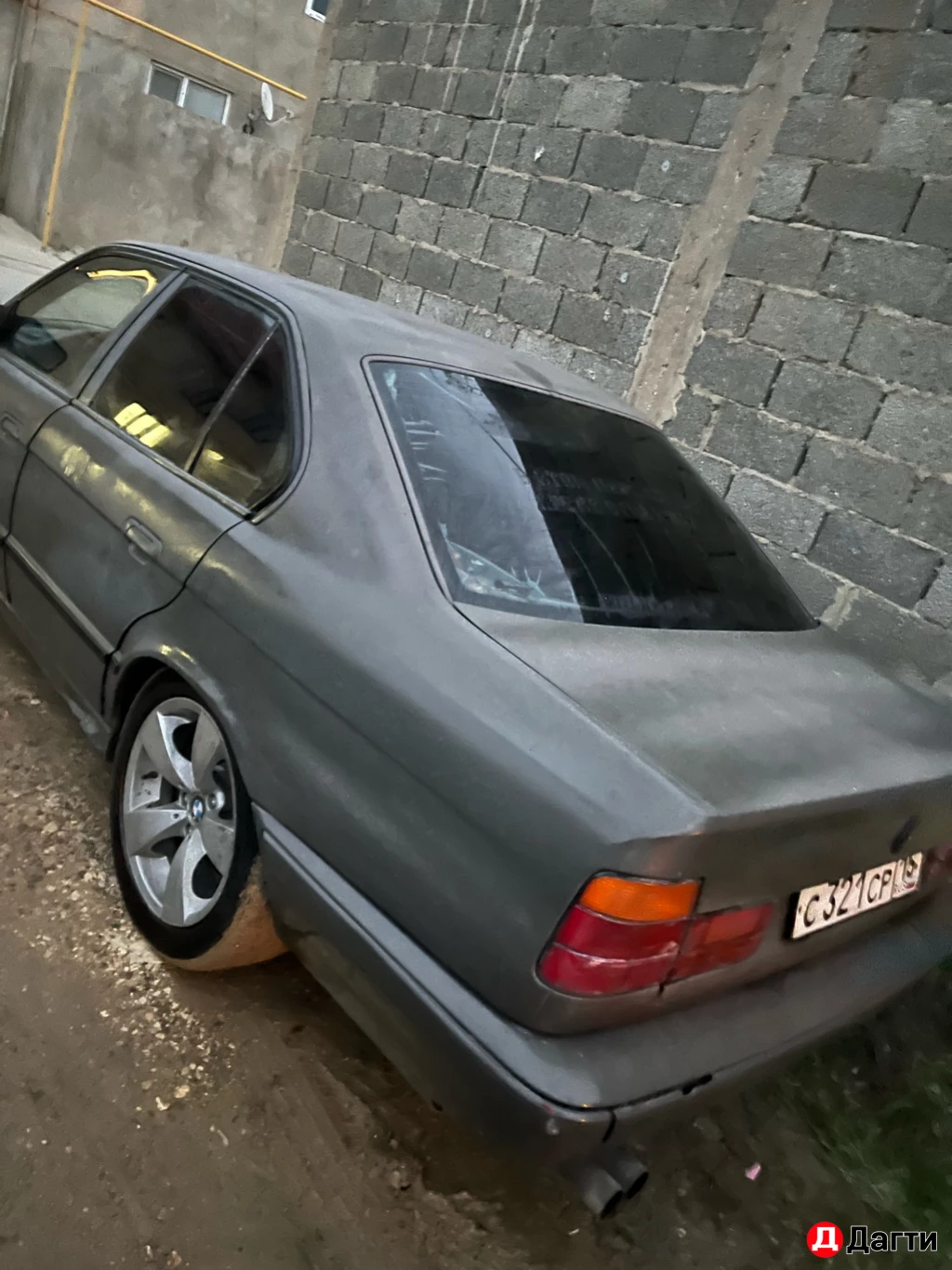 Bentley S, 1990 года