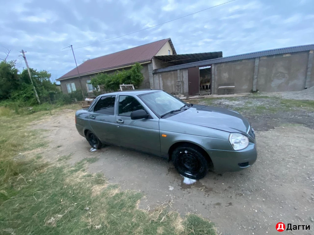 LADA (ВАЗ) Priora, 13 года