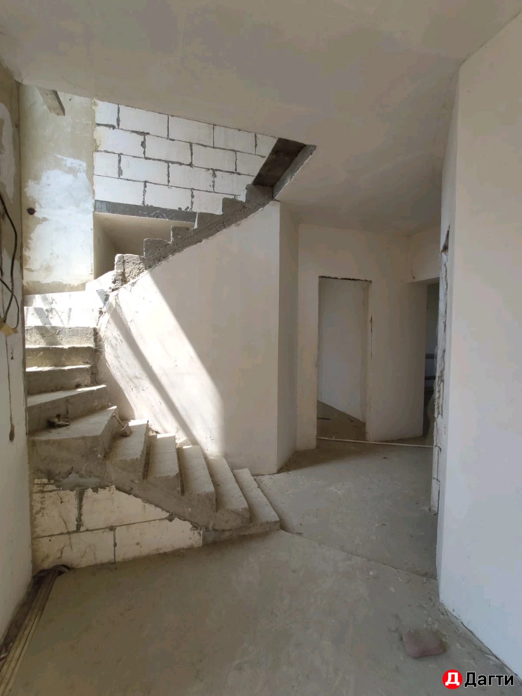 Дом, Поселения (ИЖС), 1.4 сот