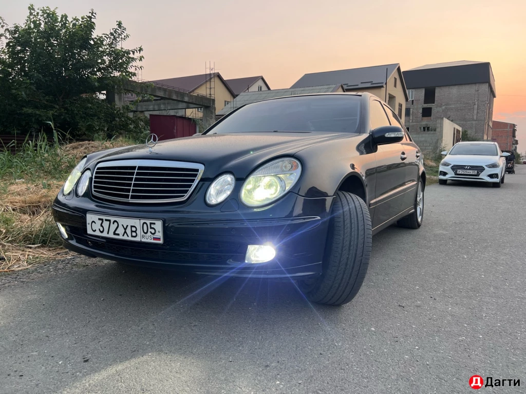 Mercedes-Benz E-Класс, 2003 года