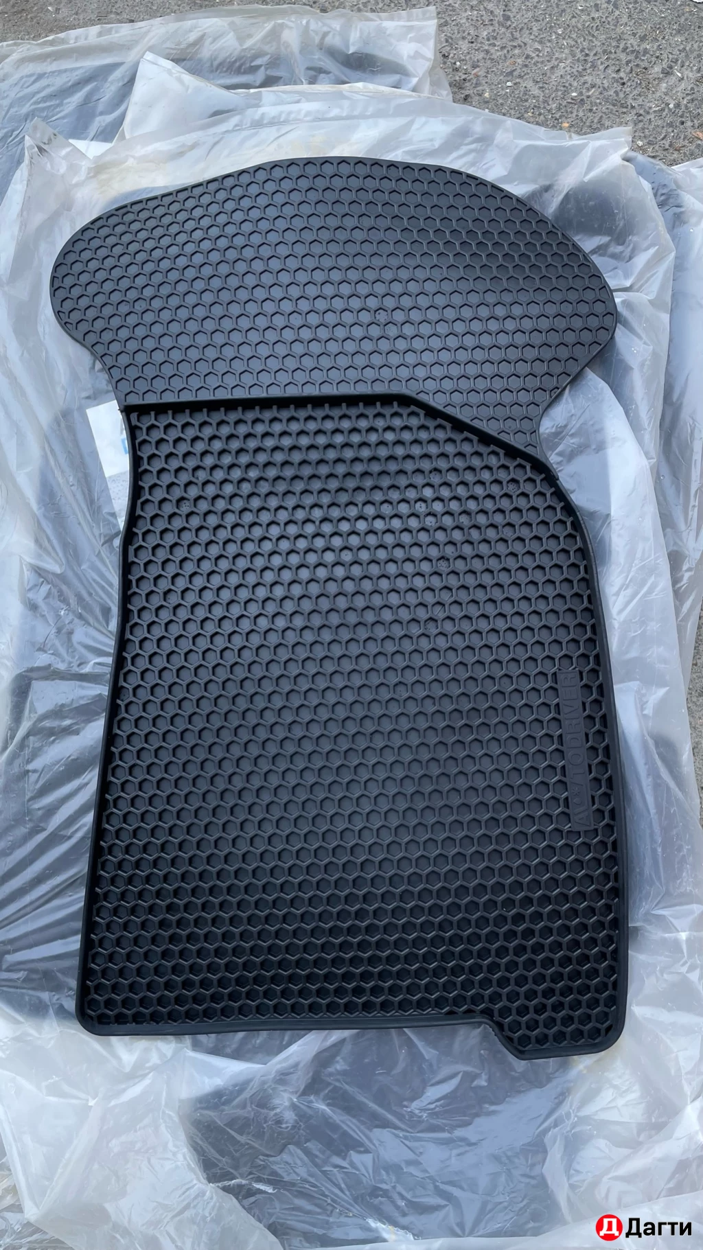 Коврики в авто соты