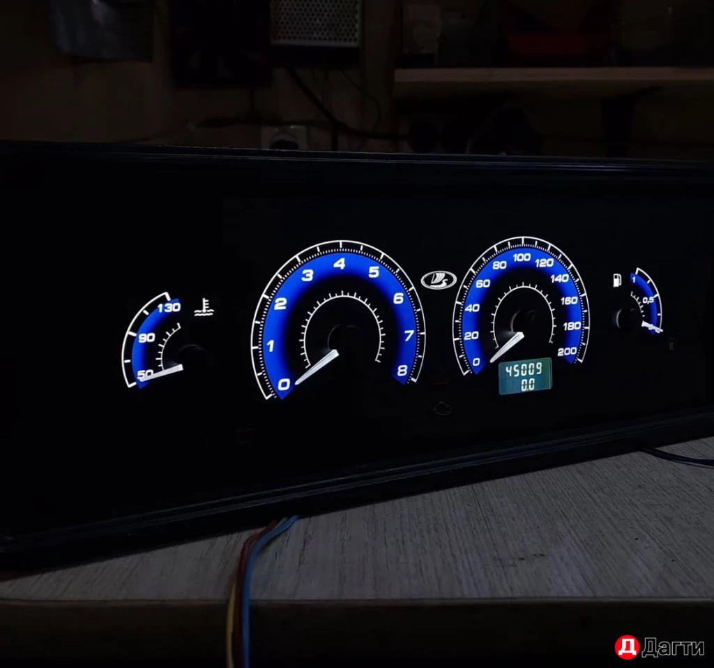 Приборная панель 2107