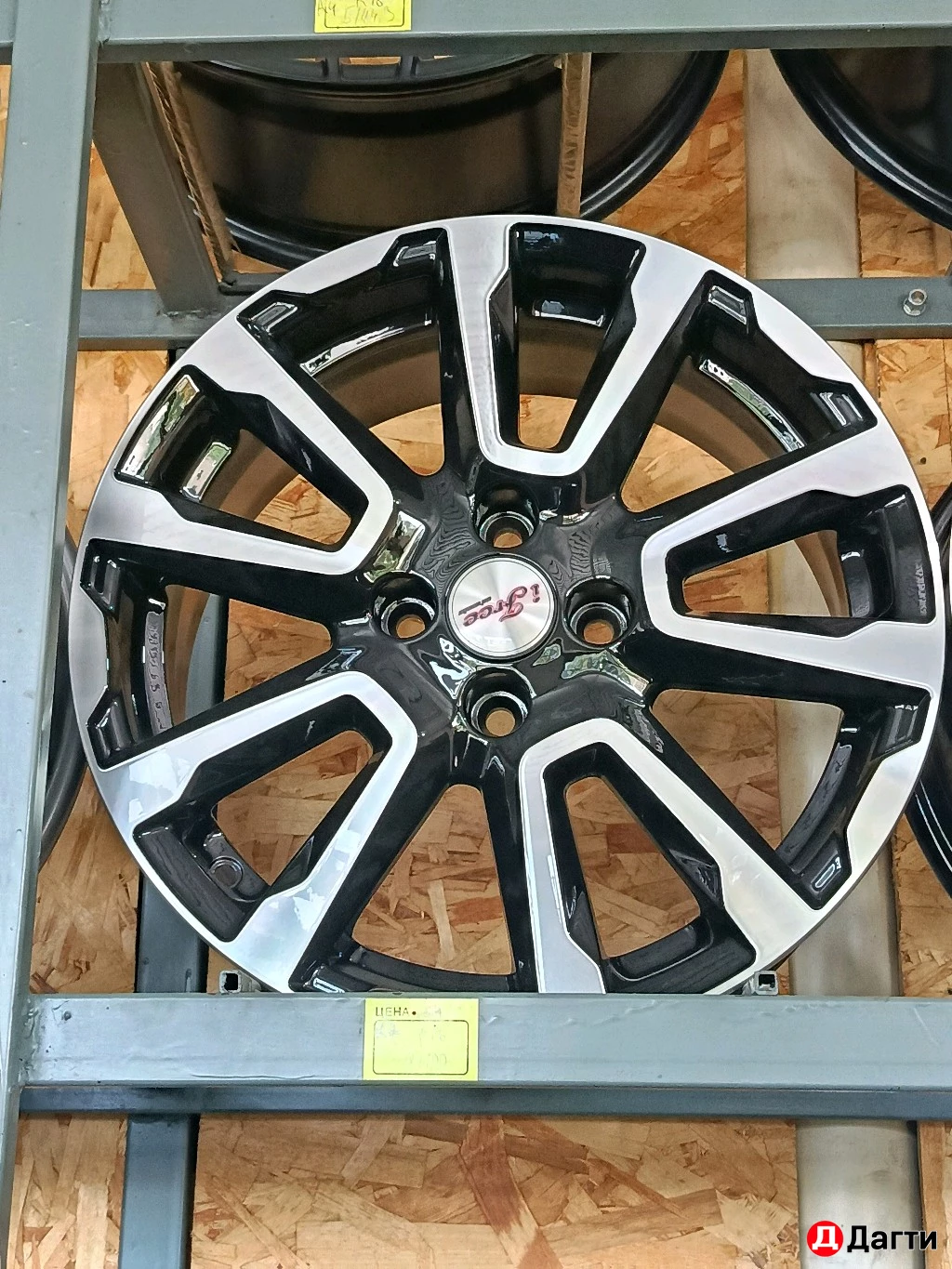 Vesta Kross r16 r17 4/100