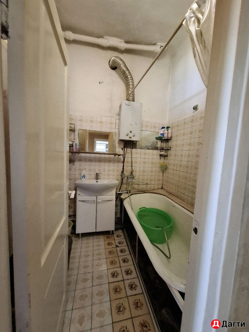 Квартира, 3 комнаты, 72 м², Агент