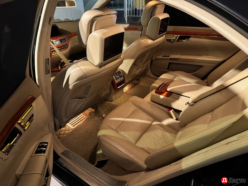 Mercedes-Benz S-Класс, 2010 года