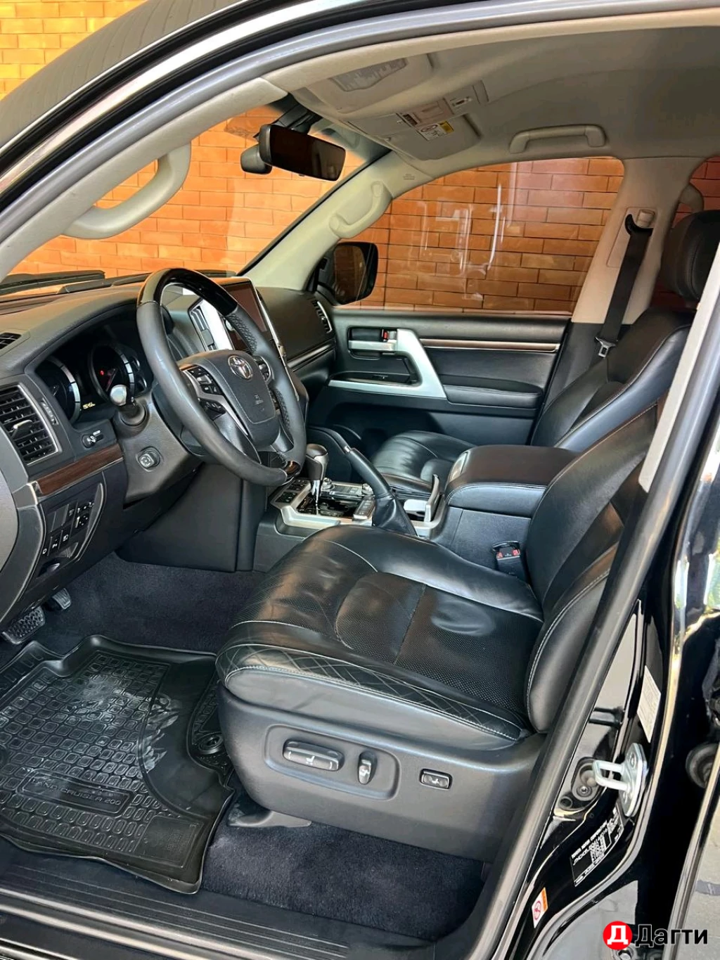 Toyota Land Cruiser, 2017 года