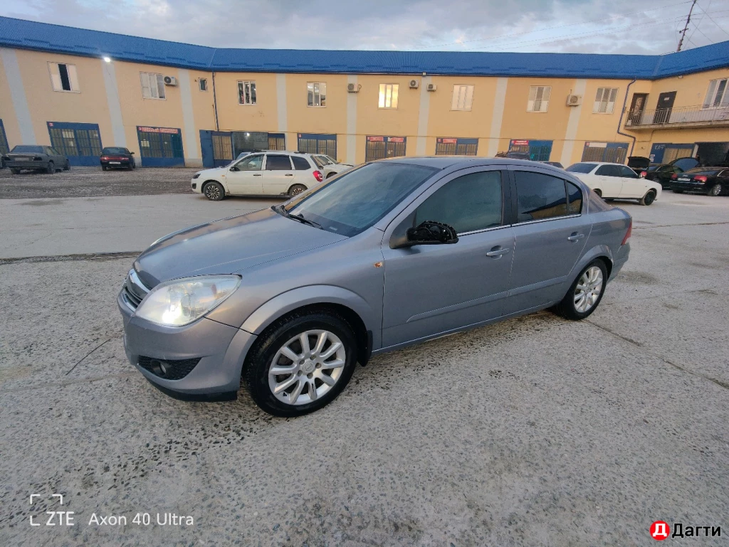 Opel Astra, 2008 года