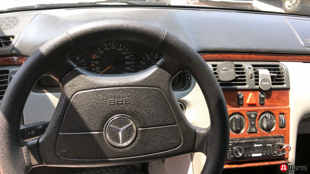 Mercedes-Benz E-Класс, 1999 года