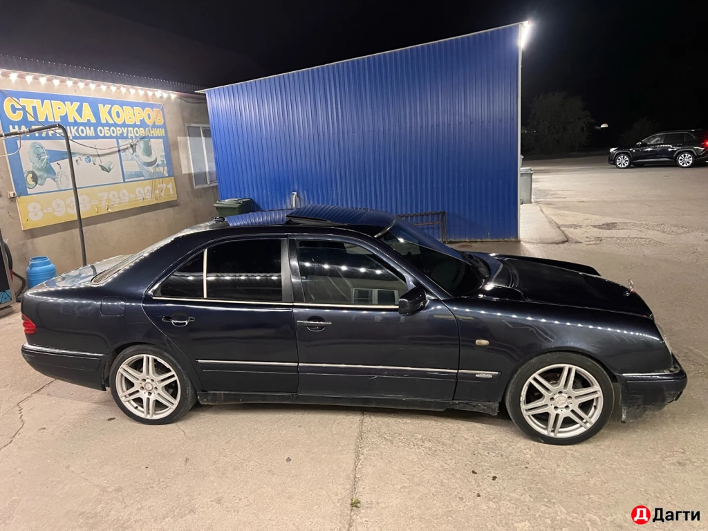 Mercedes-Benz E-Класс, 1998 года