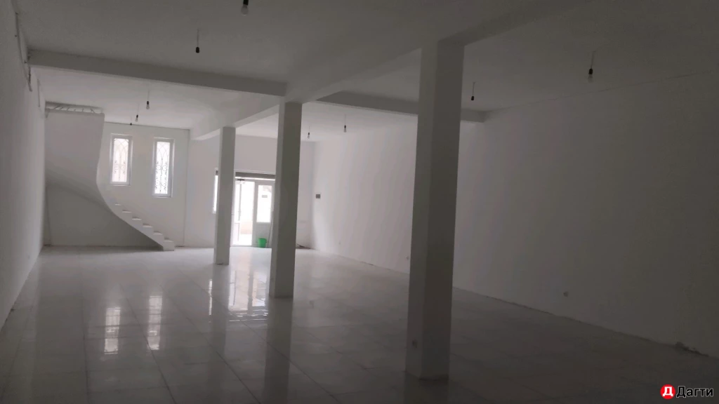 Помещение свободного назначения, Собственник