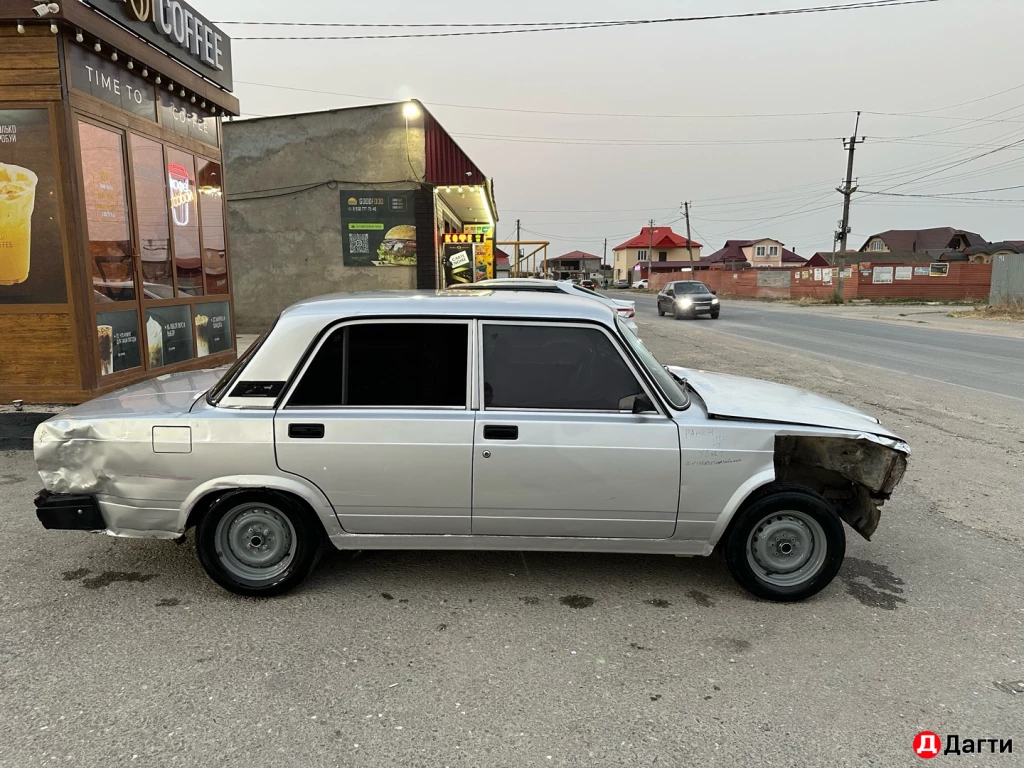 LADA (ВАЗ) 2107, 2011 года