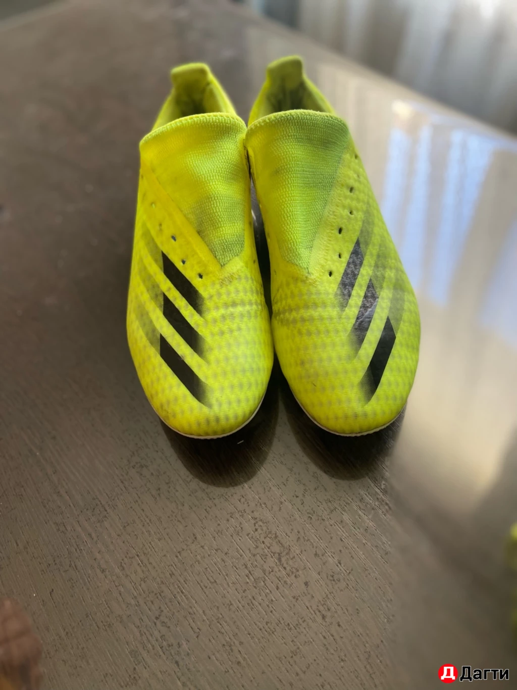 Бутсы и шиповки