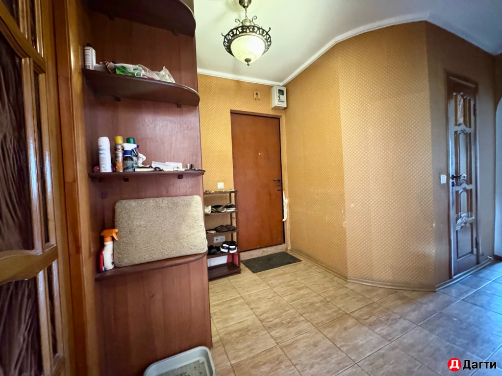 Квартира, 3 комнаты, 75 м², Агент