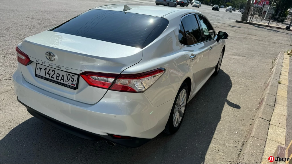 Toyota Camry, 2018 года
