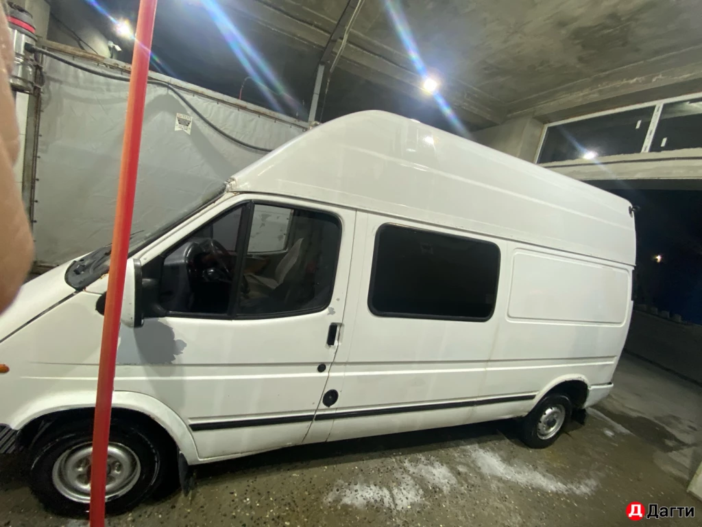 Ford Transit Connect, 1996 года