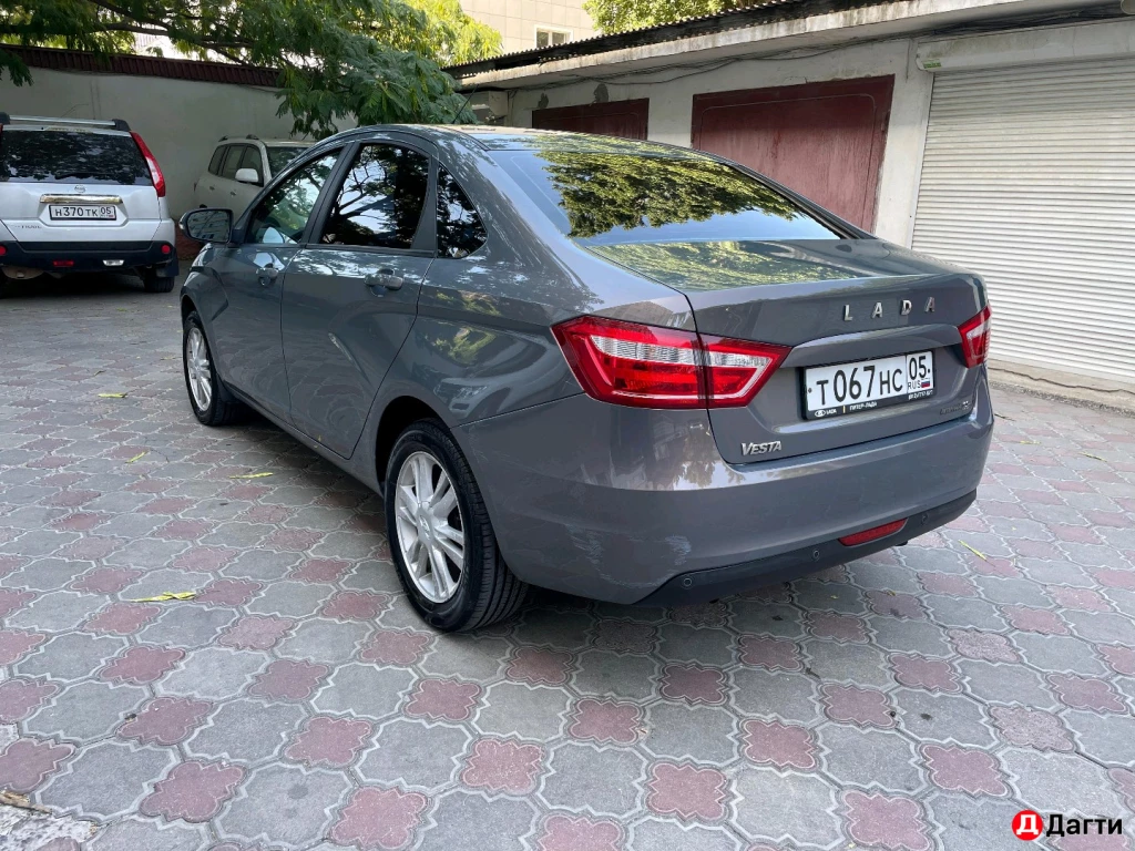 LADA (ВАЗ) Vesta, 2017 года