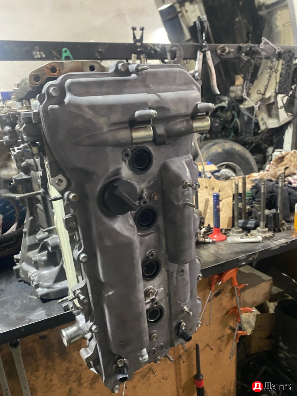 Двигатель Камри 2.5 2AR