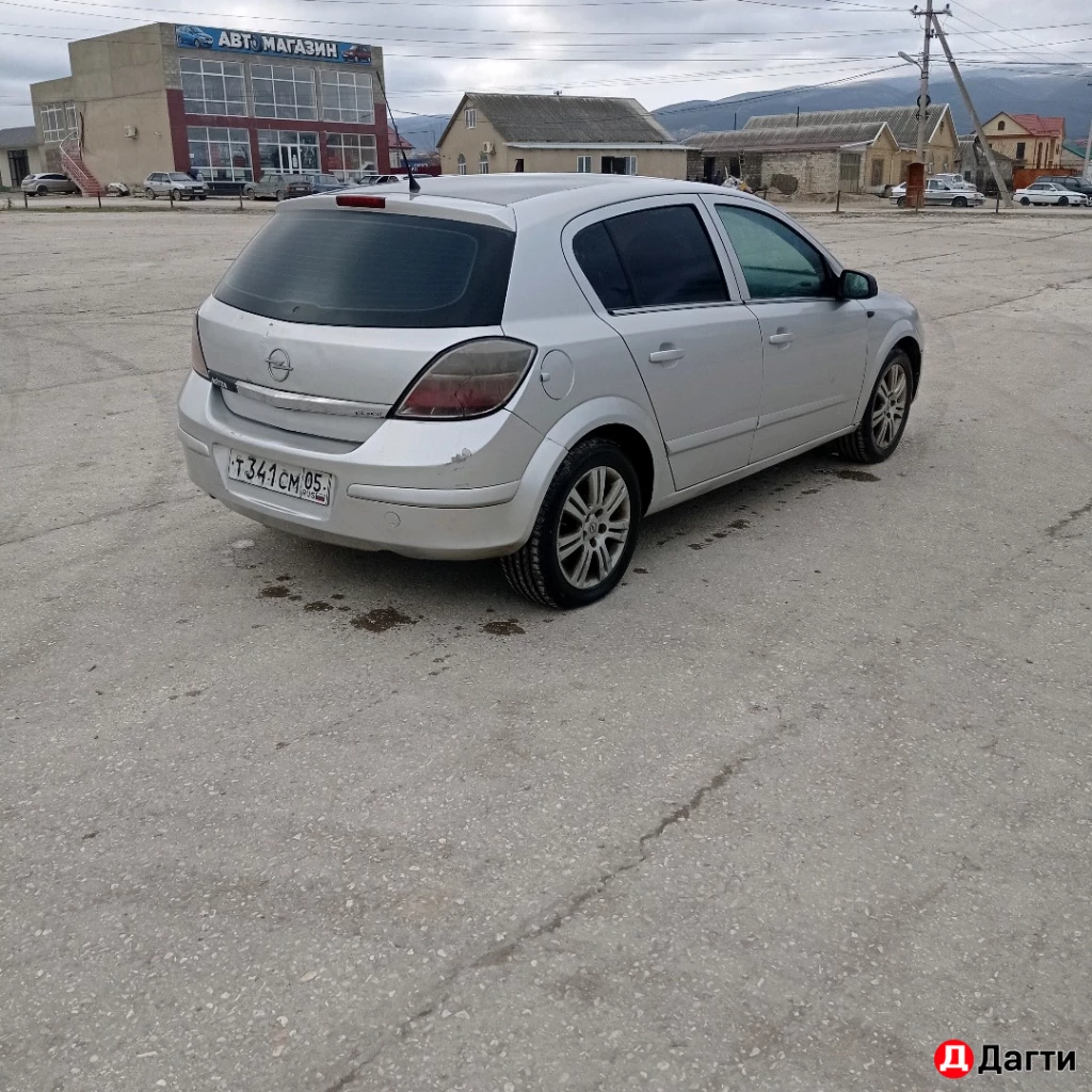 Opel Astra, 2008 года