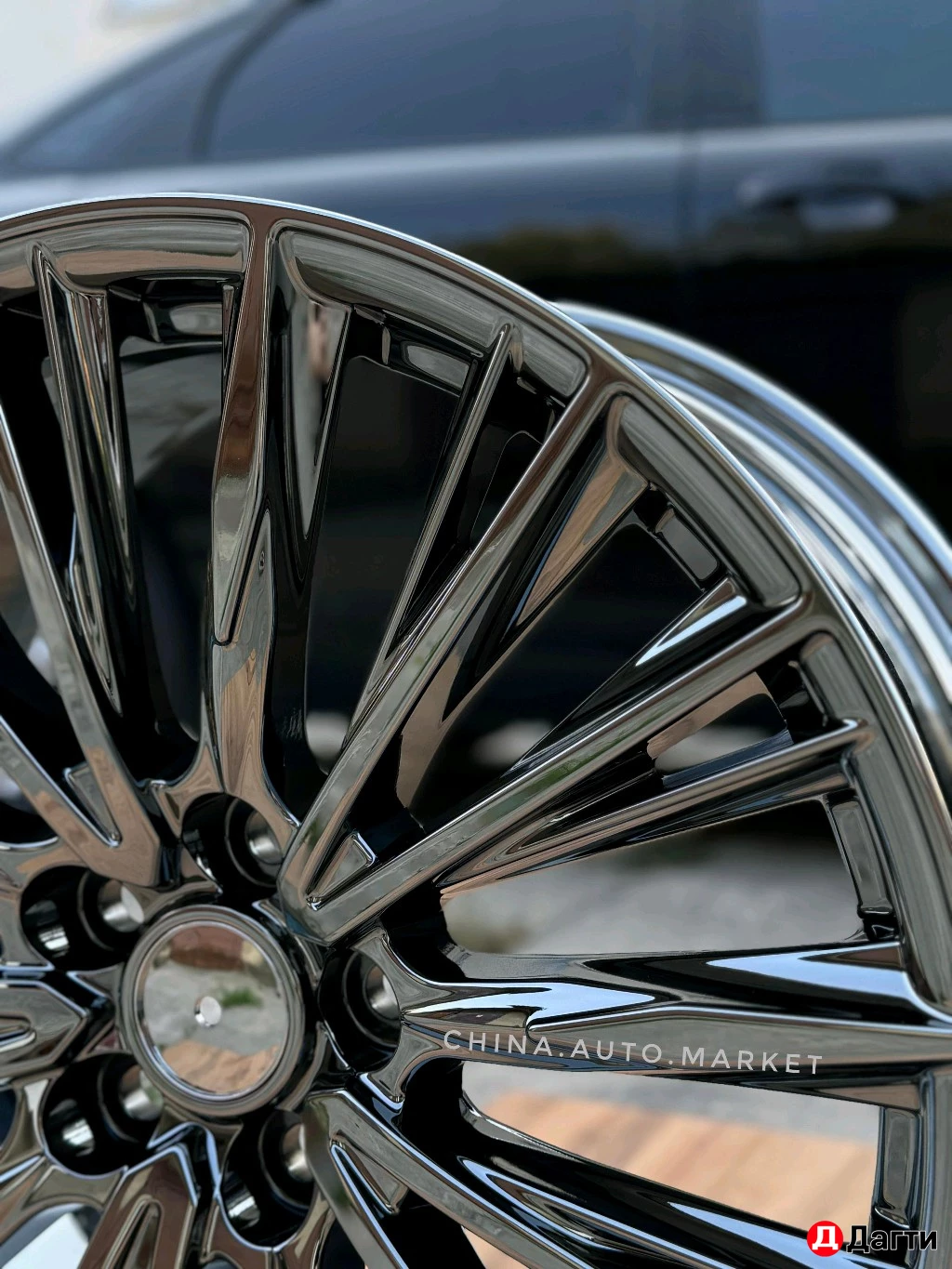 Новые кованных диски на Toyota Camry Flow Form R19