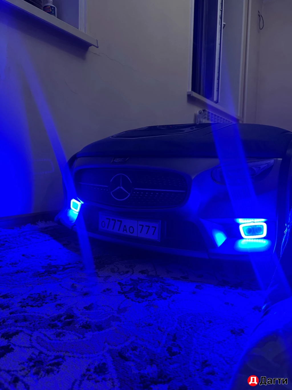 Кровать машина