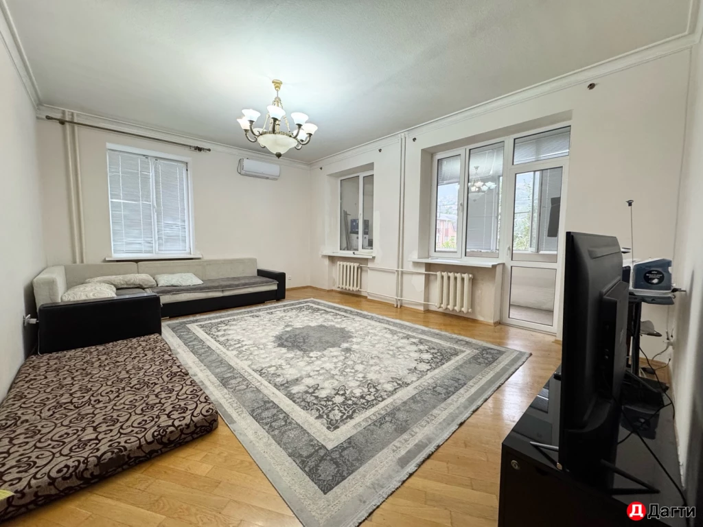Квартира, 3 комнаты, 108 м², Агент