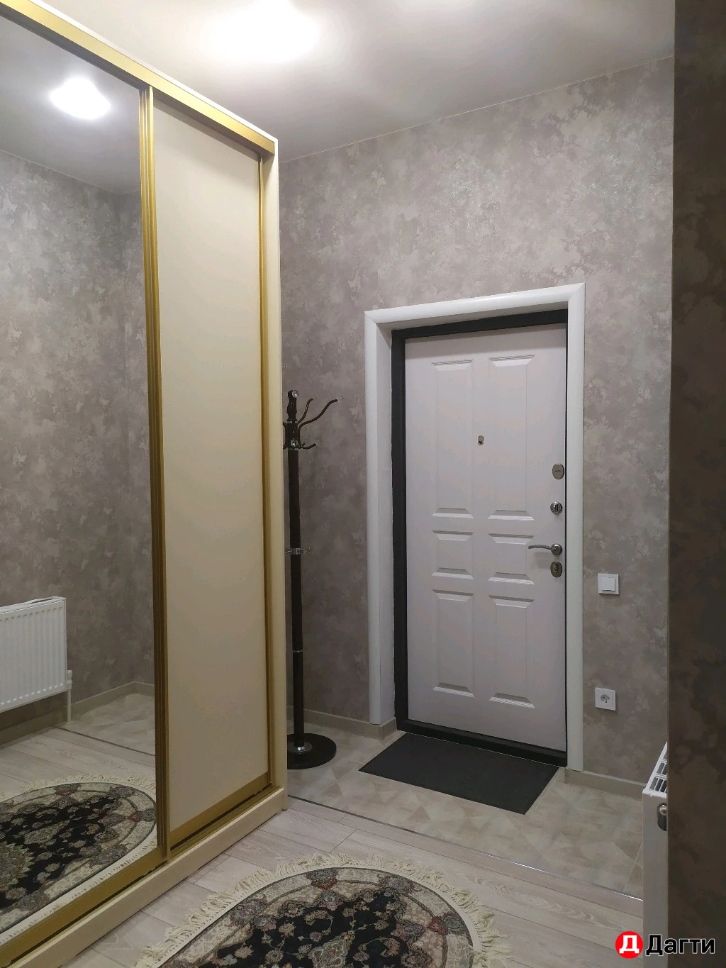 Квартира, 2 комнаты, 65 м²