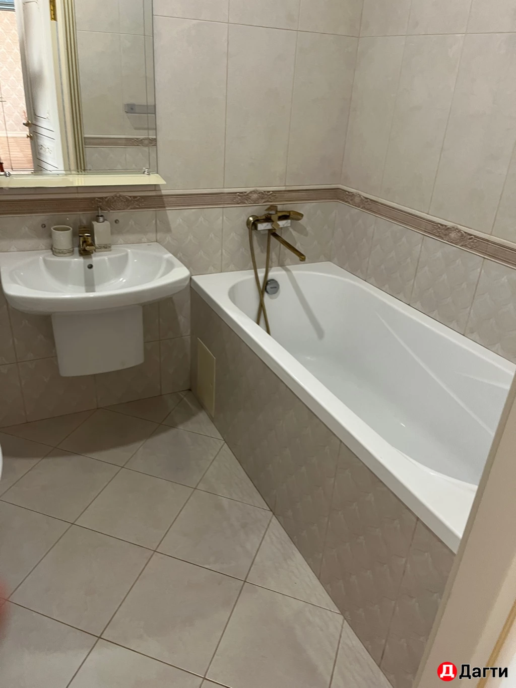 Квартира, 2 комнаты, 70 м², Собственник