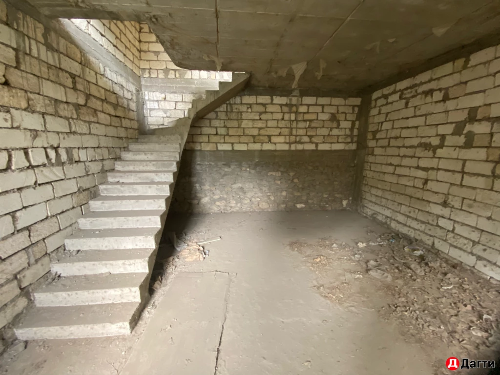 Помещение свободного назначения, Собственник