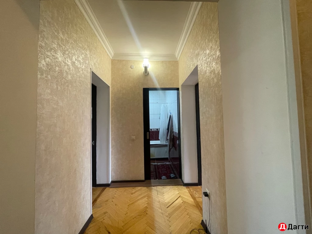 Квартира, 2 комнаты, 65 м², Агент