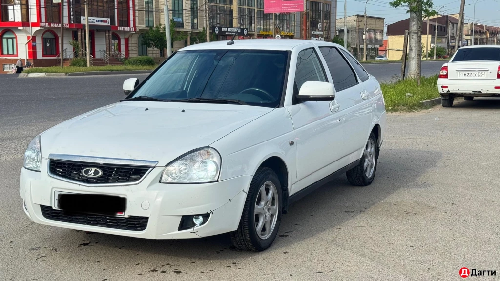 LADA (ВАЗ) Priora, 12 года