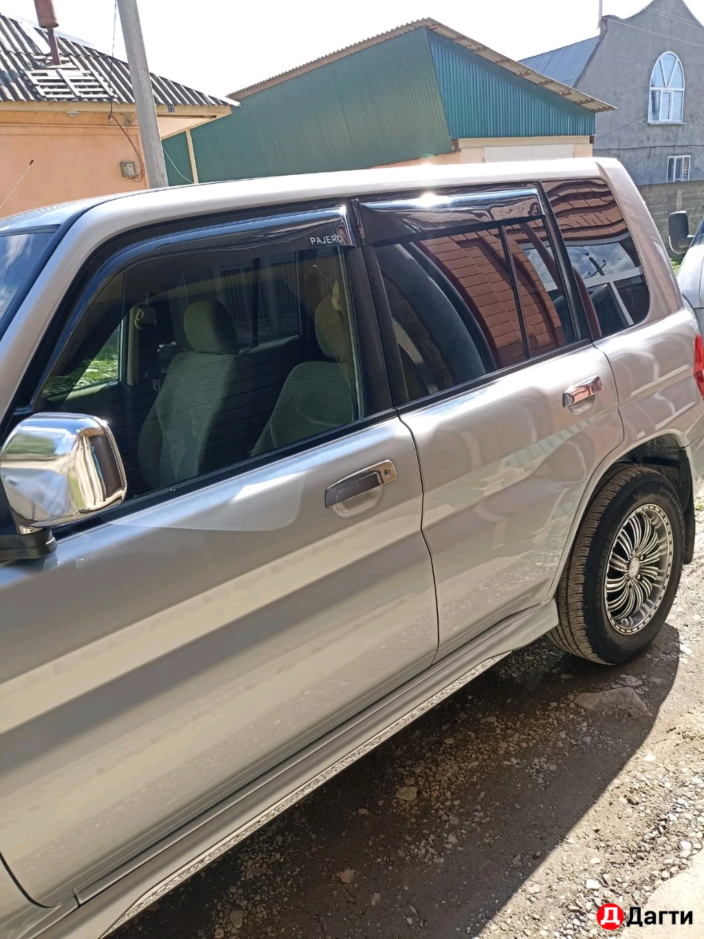 Mitsubishi Pajero iO, 2005 года